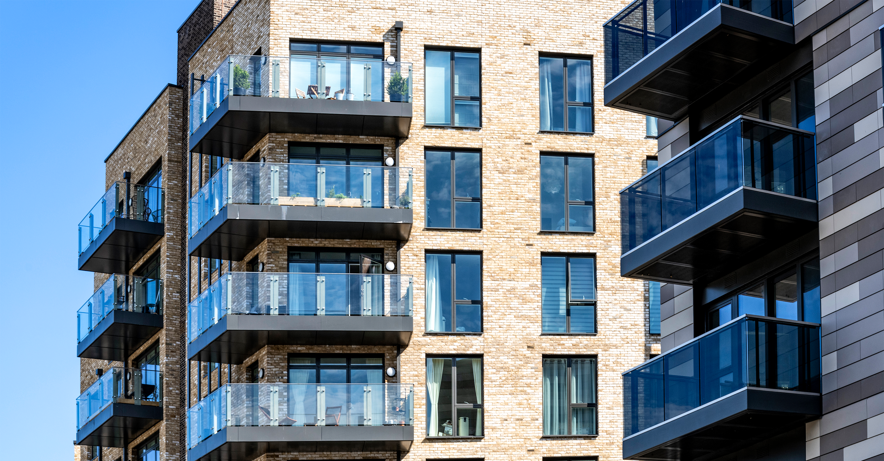 Guides - how to buy a flat - Douglas Allen